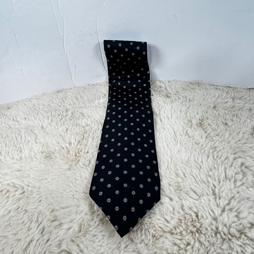 GANT Silk Necktie Floral Accents Business‎ Career Style